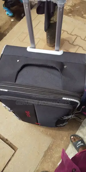 Dfavors Suitcase