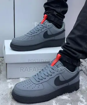 Men’S Dark Grey Nike Air Force 1 Low Sneakers