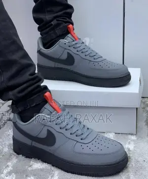 Men’S Dark Grey Nike Air Force 1 Low Sneakers