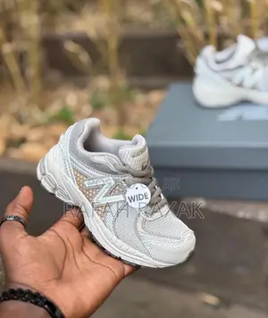 Original Kid’S New Balance 860 “Timber Wolf” Children’S Shoe