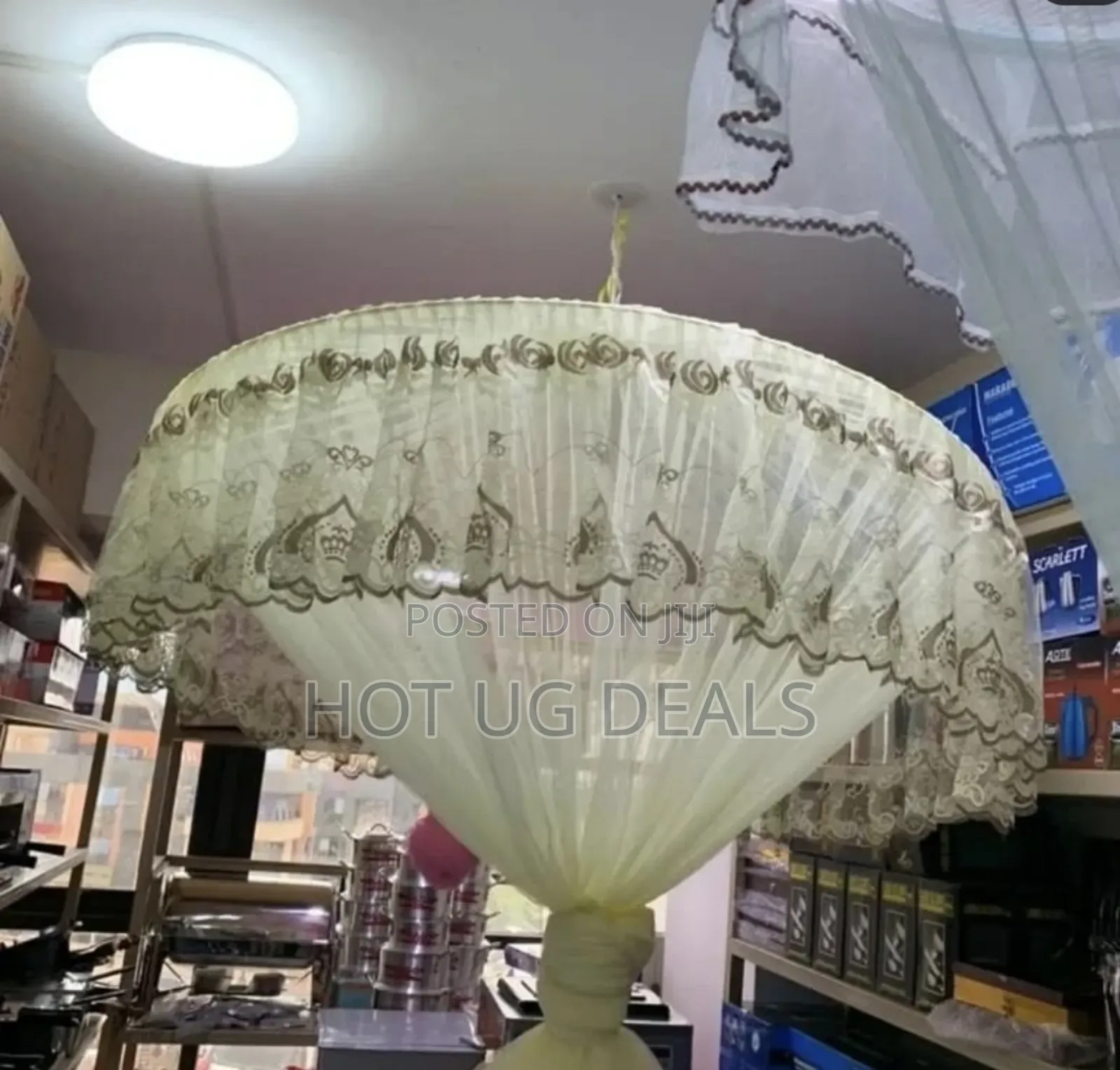 6x6 King Size Round Mosquito Net Free Size.- Cream
