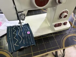 Zigzag Design Sewing Machines Ricca Type With Local Stand