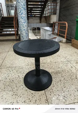 Plastic Round Table