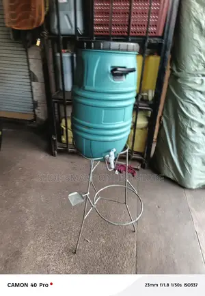 Plastic Water Tap Tank and Stand