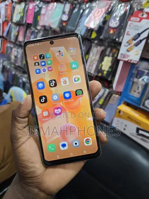 Infinix Hot 40i 128 GB Gold