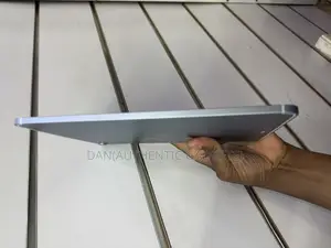 New Apple iPad Air (2020) 64 GB Blue