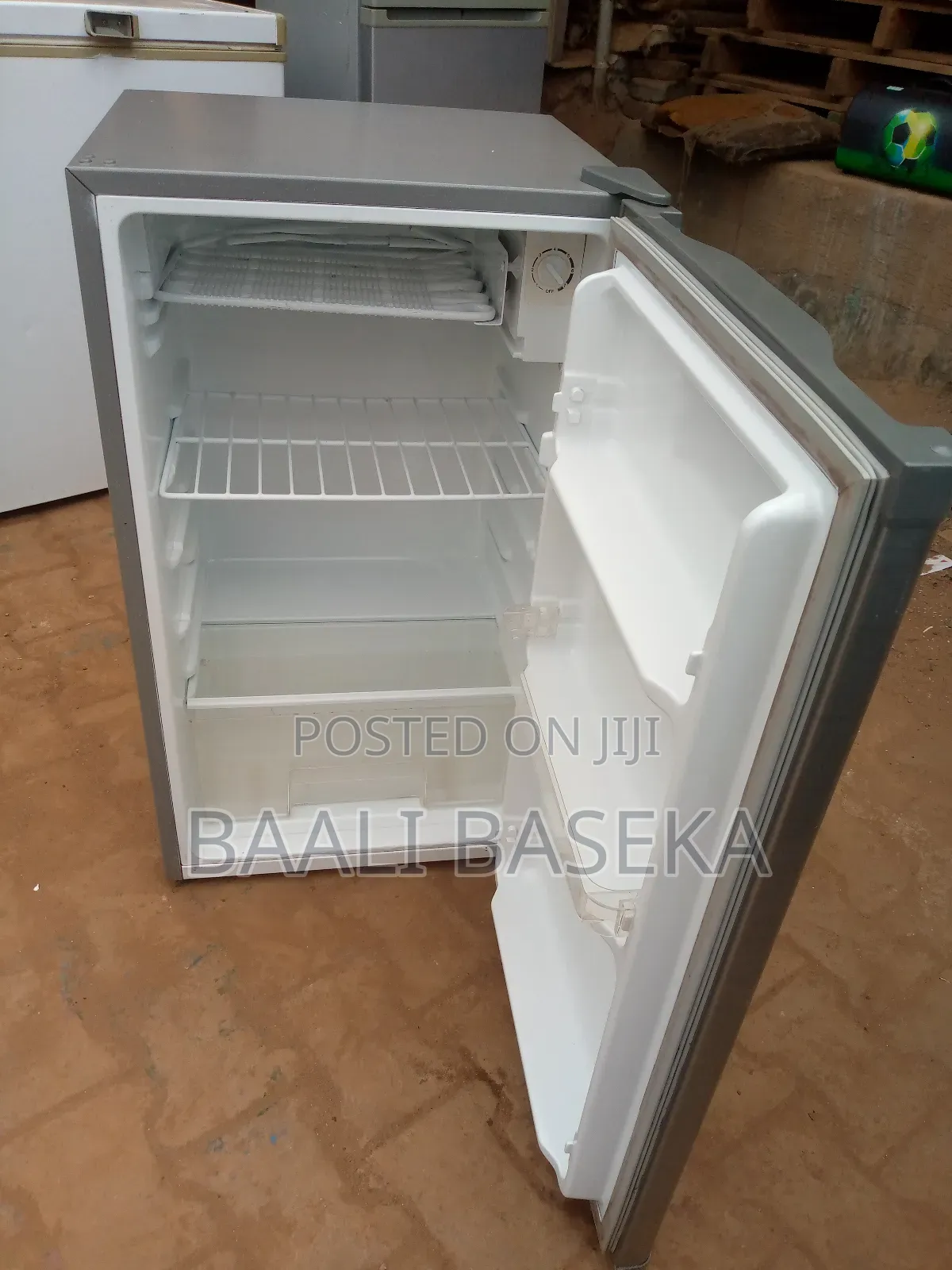 Fridge/Changhong/120litres