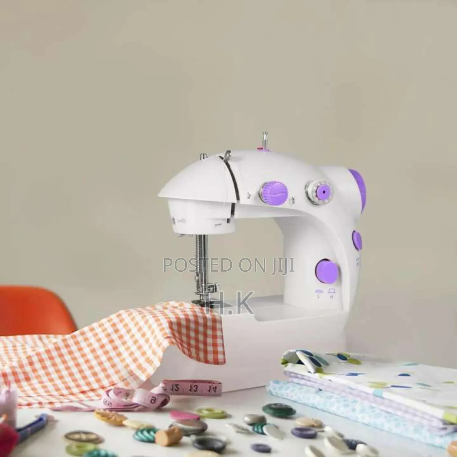 Mini Sewing Machine, Model Sm-202a