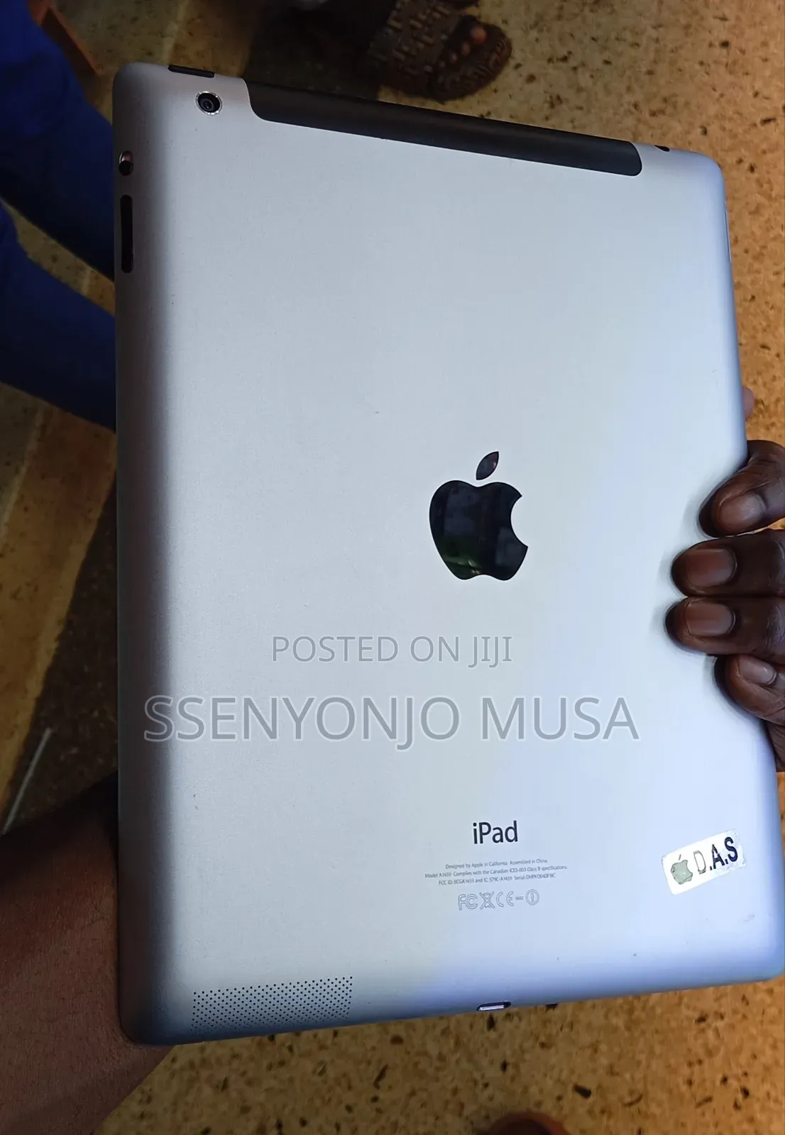Apple iPad 4 Wi-Fi + Cellular 64 GB Silver