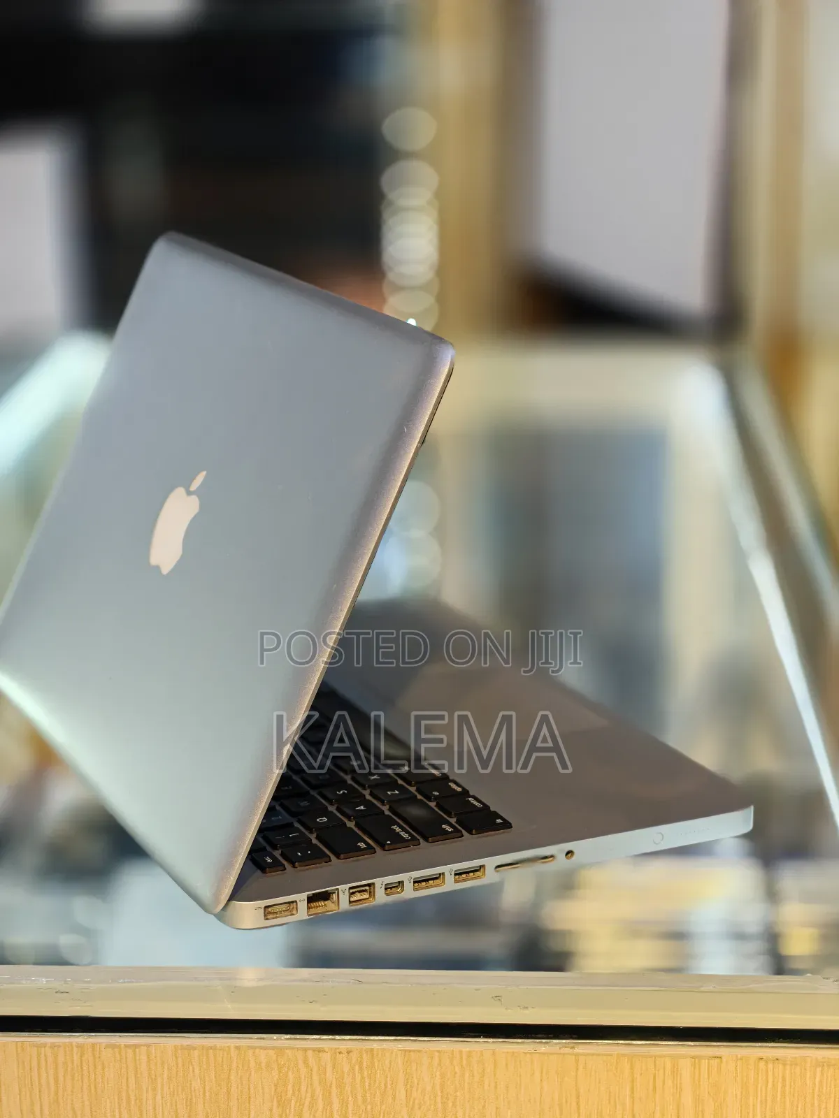 Laptop Apple MacBook Pro 8GB Intel Core I7 HDD 500GB
