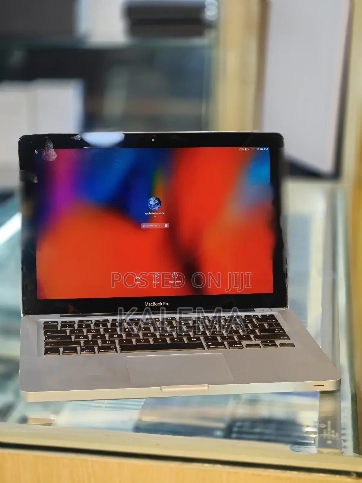 Laptop Apple MacBook Pro 8GB Intel Core I7 HDD 500GB