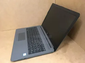 Laptop HP 250 G8 8GB Intel Core I5 HDD+SSD 500GB