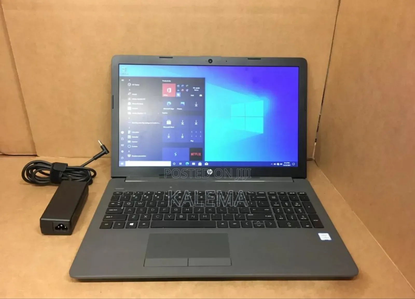 Laptop HP 250 G8 8GB Intel Core I5 HDD+SSD 500GB