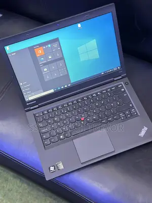 Laptop Lenovo ThinkPad T440s 8GB Intel Core I3 HDD+SSD 500GB