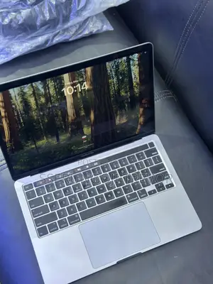 Laptop Apple MacBook Pro 2017 8GB Intel Core I5 SSD 256GB