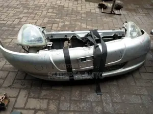 Vitz 2003 Nose Cut