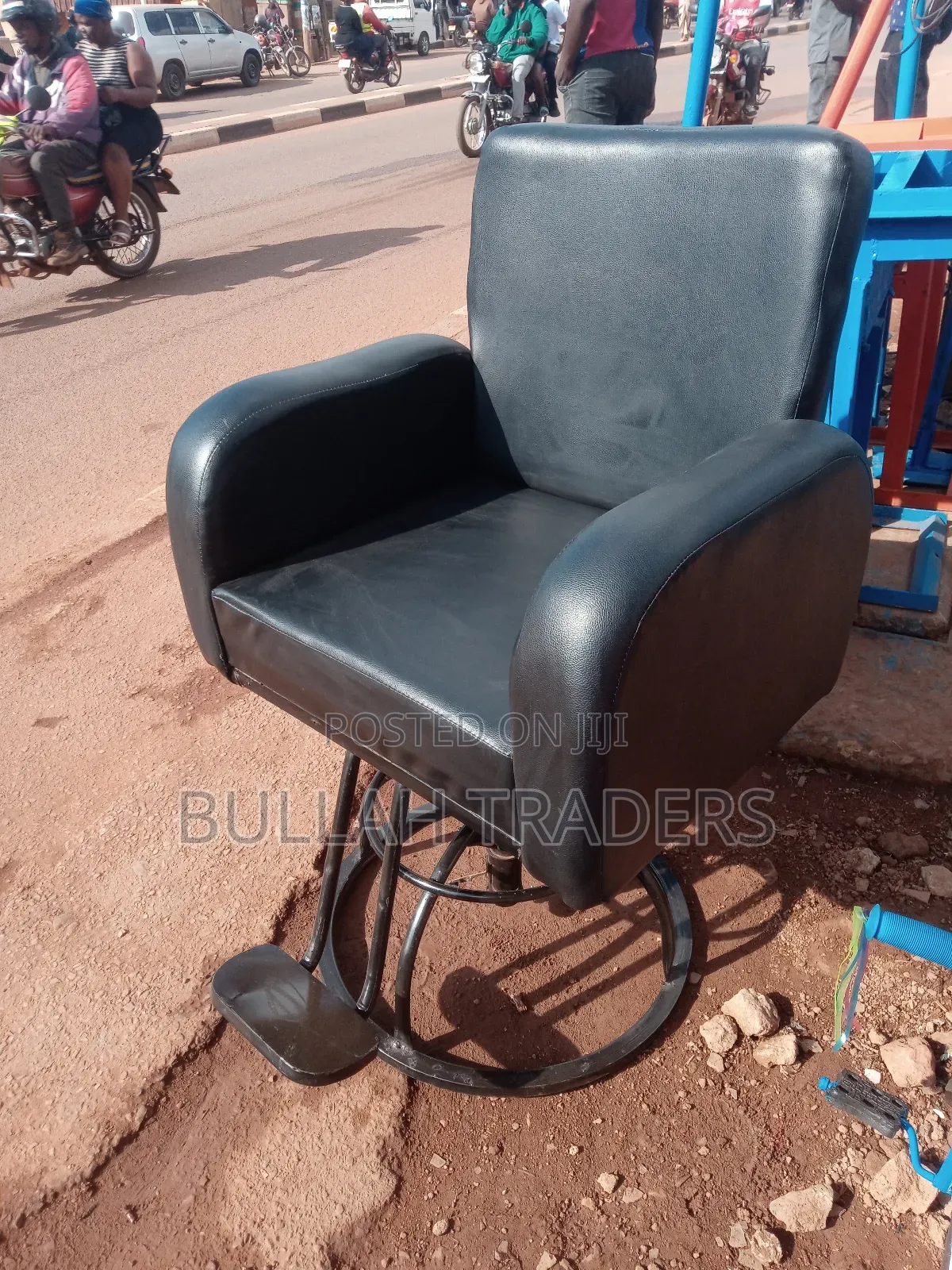 Saloon Barbers Chair High Quality