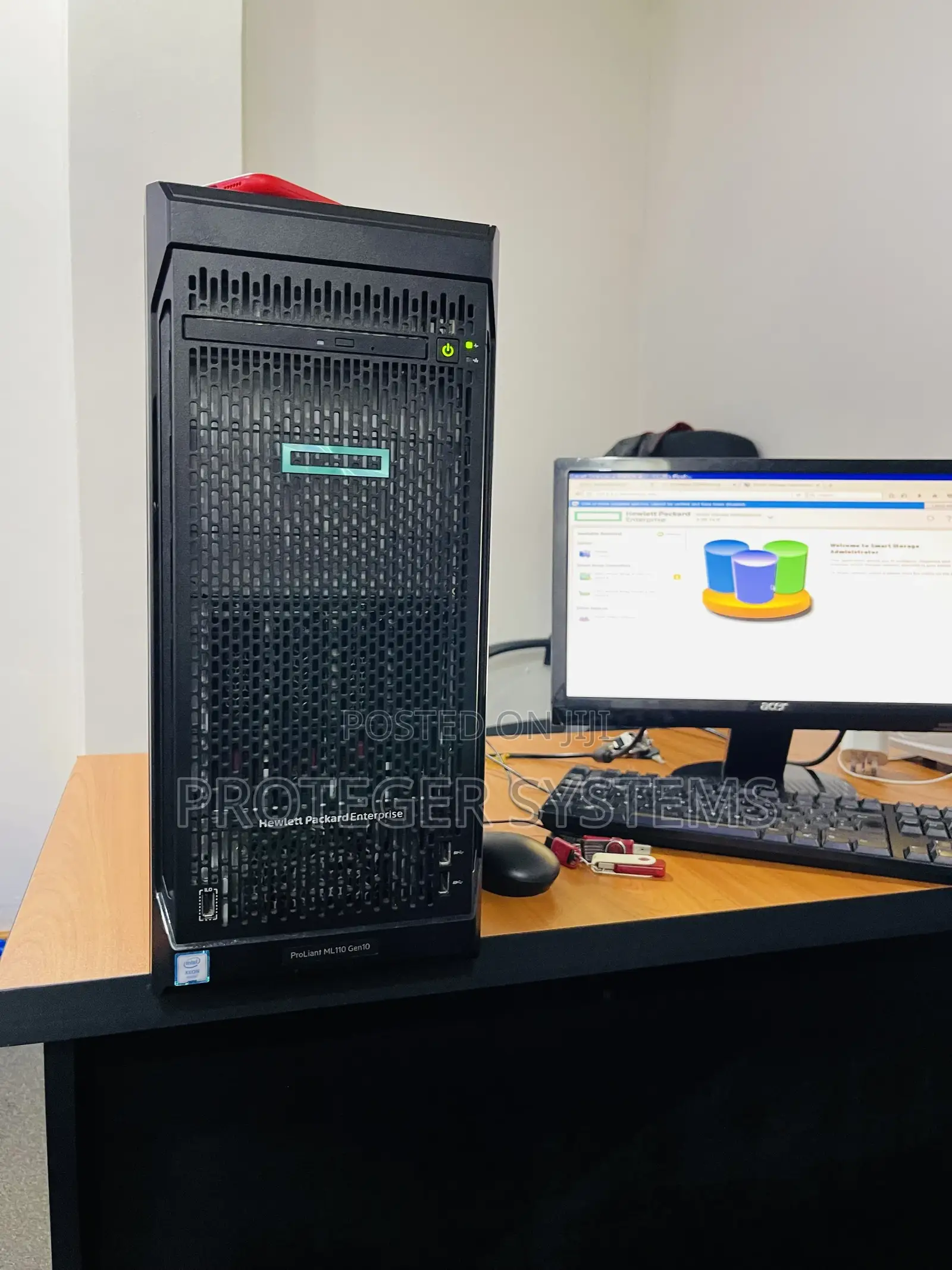 Server HP ProLiant ML 32GB Intel Xeon HDD+SSD 1T