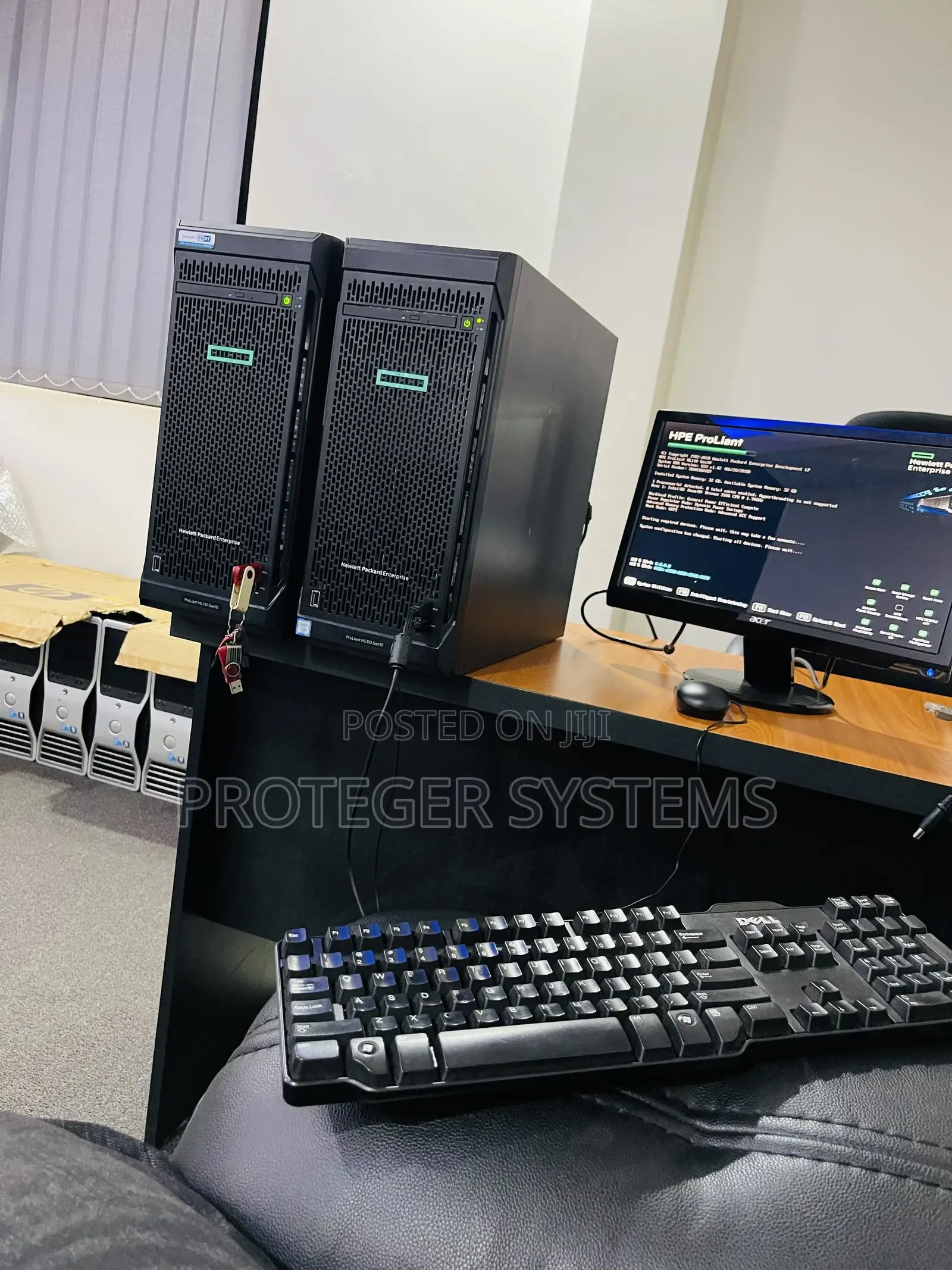 Server HP ProLiant ML 32GB Intel Xeon HDD+SSD 1T