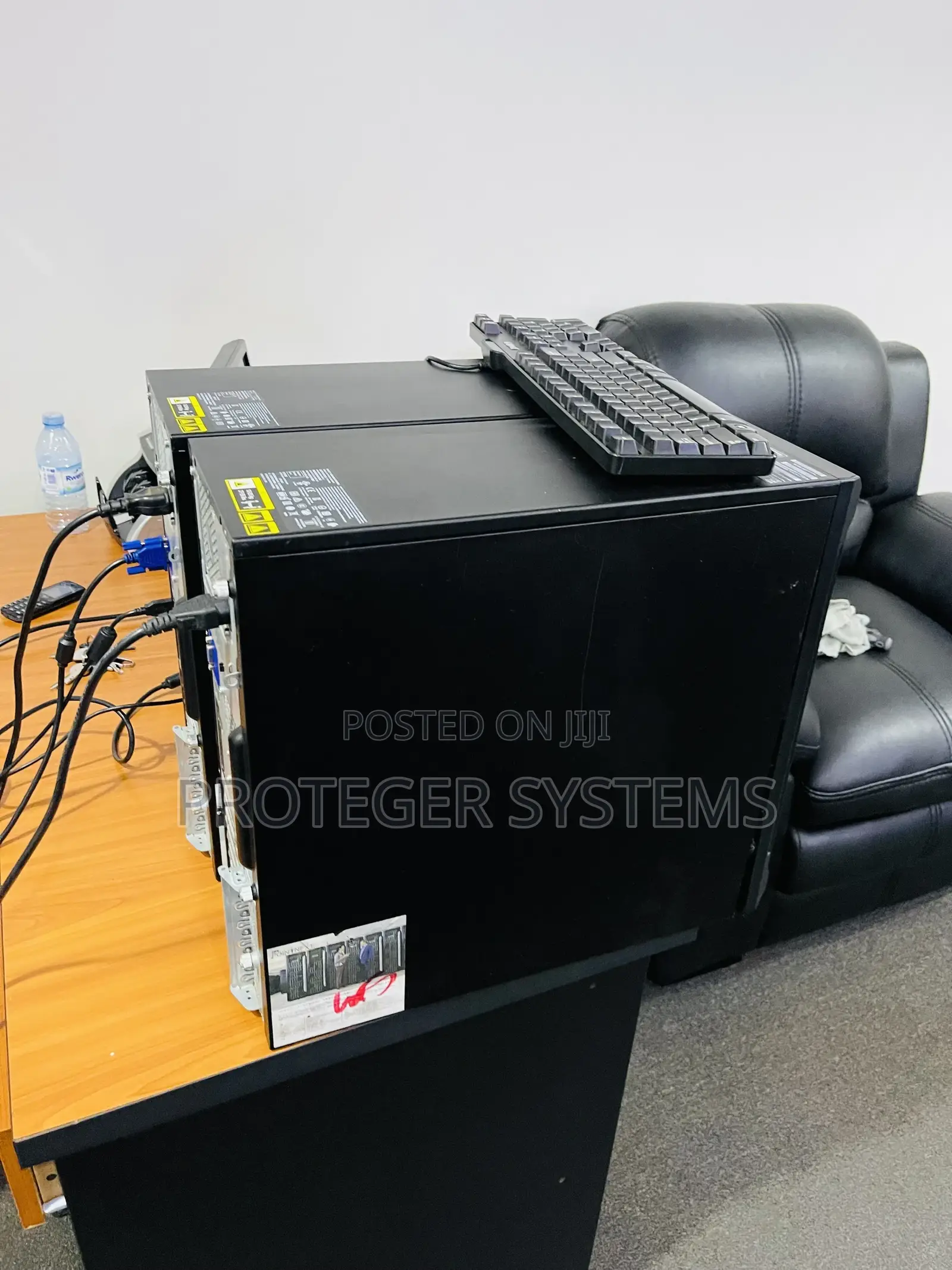Server HP ProLiant ML 32GB Intel Xeon HDD+SSD 1T