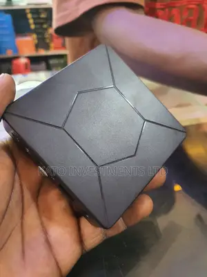 4k Android Tv Box (Ram2gb & Rom 16gb)