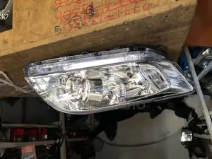 Vanguard 2010 Headlight