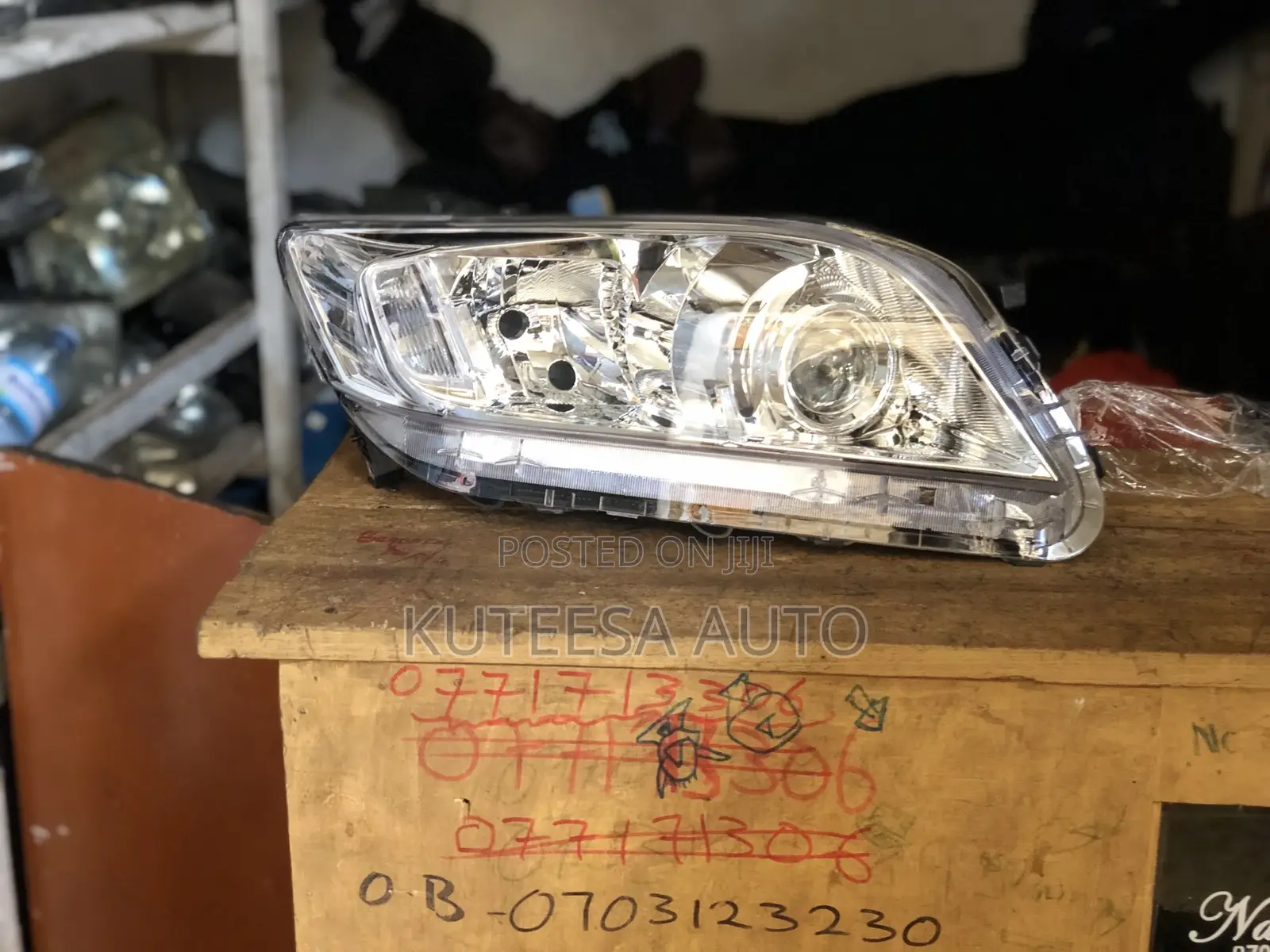 Vanguard 2010 Headlight