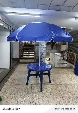 Outdoor Garden Umbrella for Hotels/Beach/Restaurant