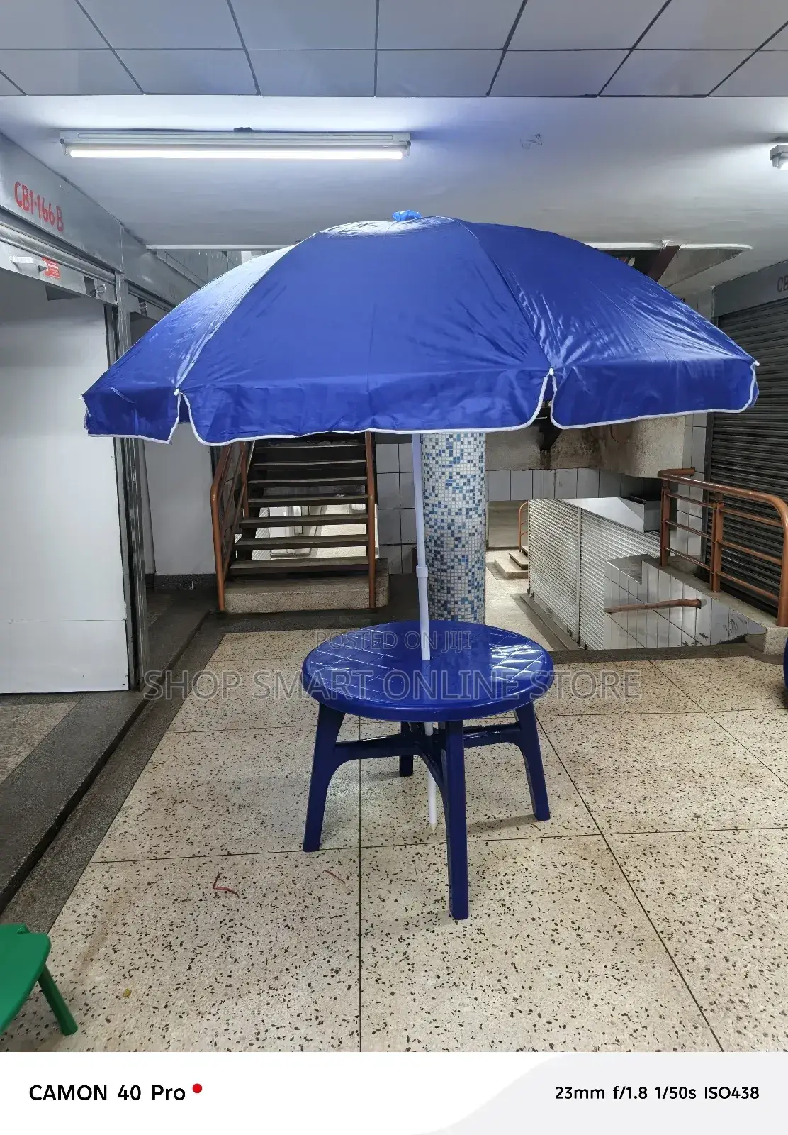 Outdoor Garden Umbrella for Hotels/Beach/Restaurant