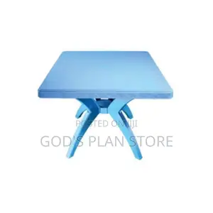 Plastic Tables Plastic Tables (Square)
