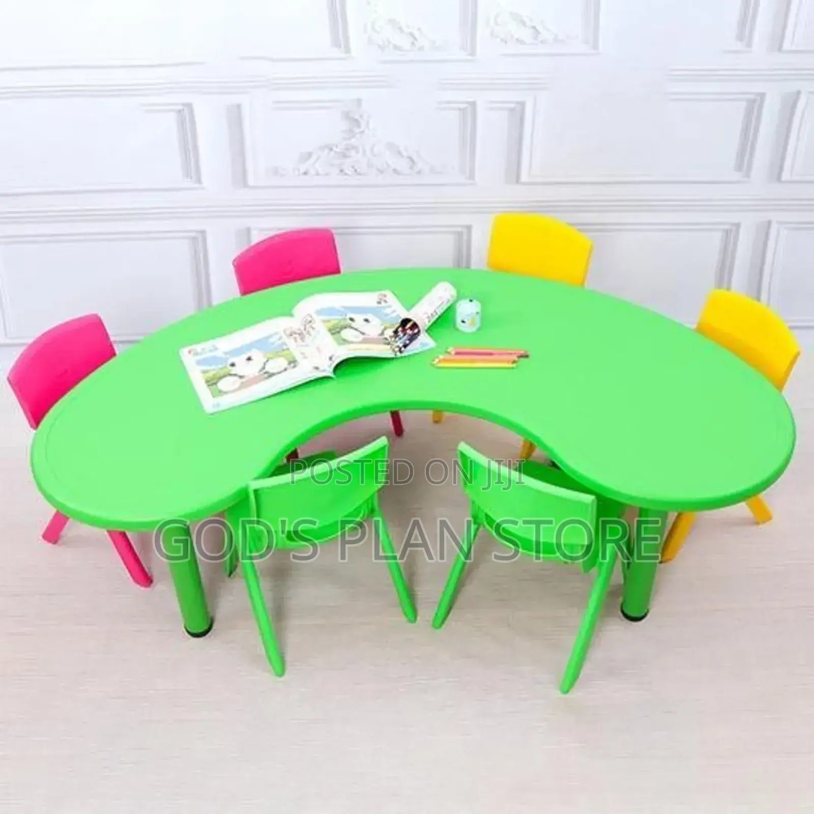 Kids Table and 6 Chairs Set