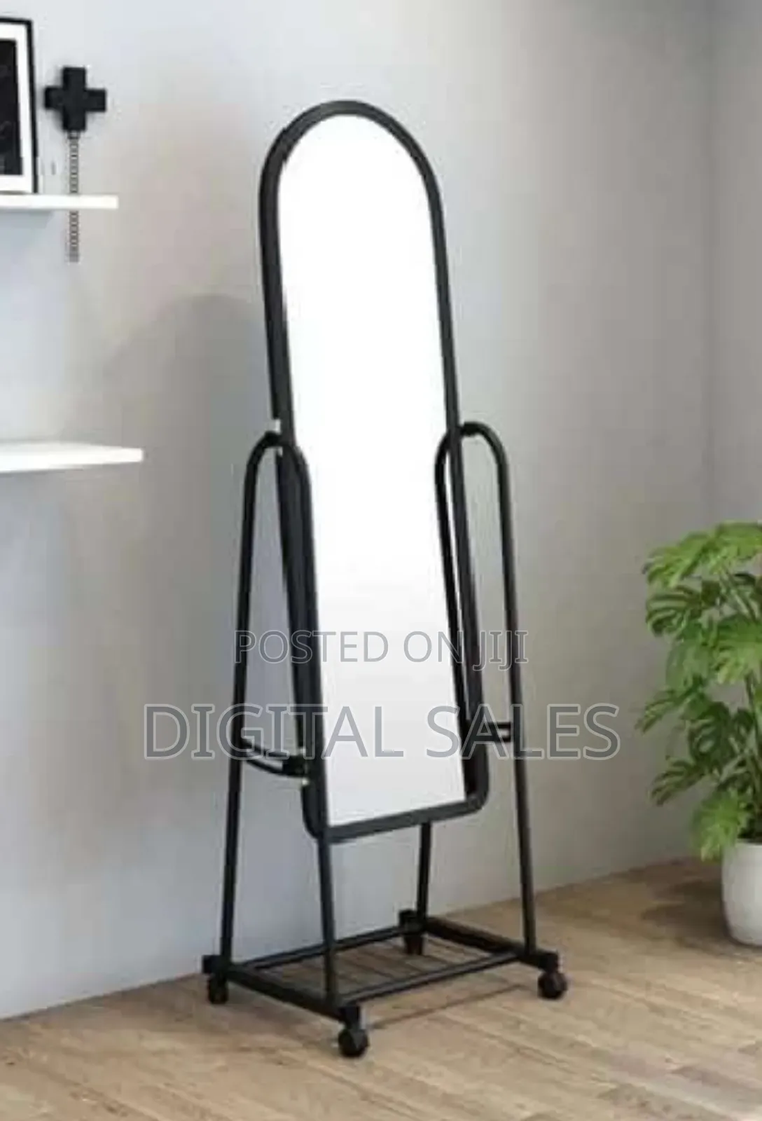 Portable Dressing Mirror - Black