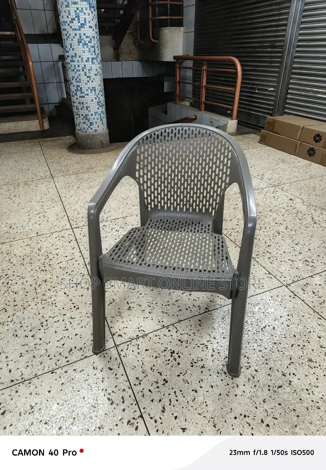 Plastic Chairs Plastic Chairs