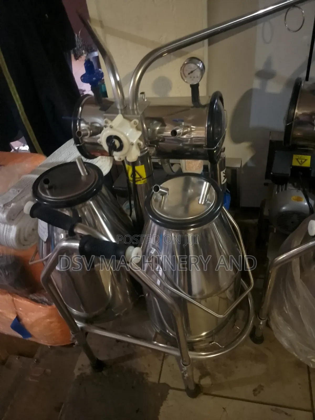 Double Tank Milking Machine