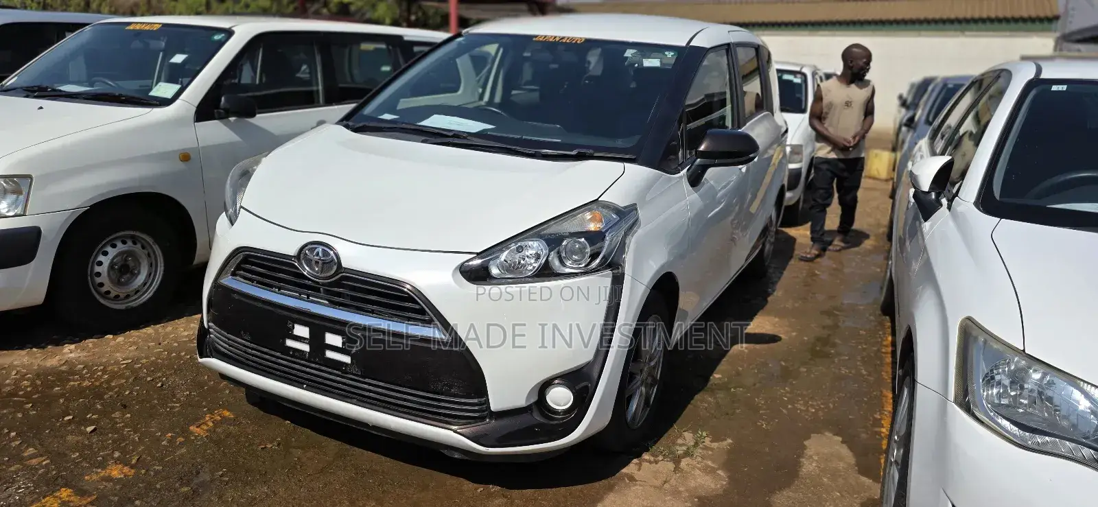 Toyota Sienta 2017 White