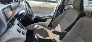 Toyota Sienta 2017 White