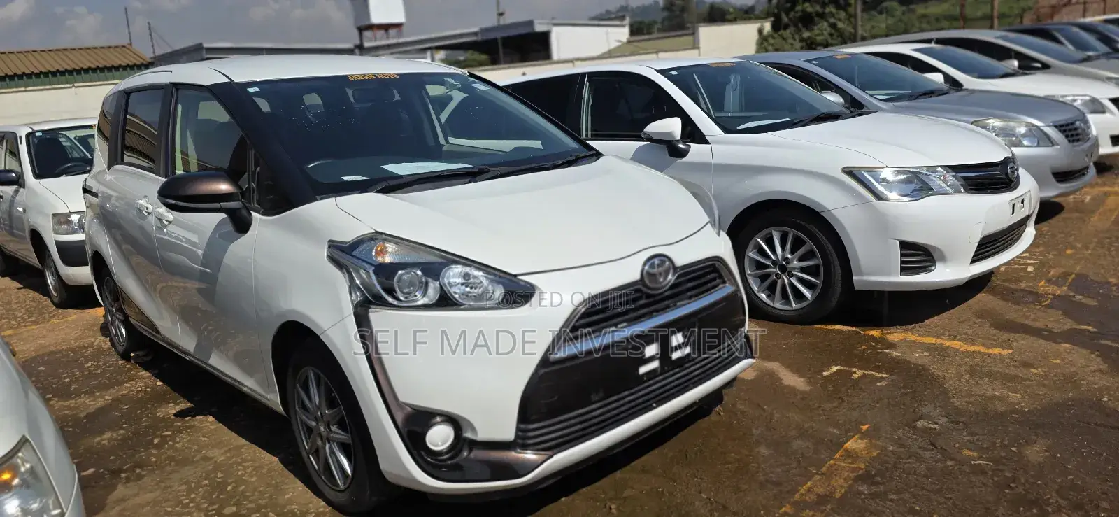 Toyota Sienta 2017 White