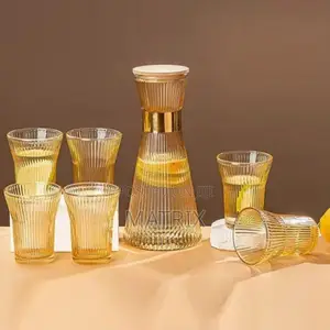 A Jug and 6 Drinking Glasses Set - Transparent