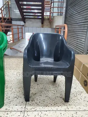 Black Plastic Chairs (Sofa Chairs Nile)