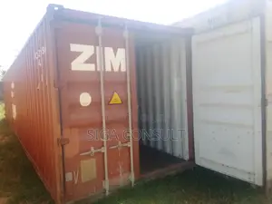 Clean 40ft Cargo Containers on Sale in Kakajjo