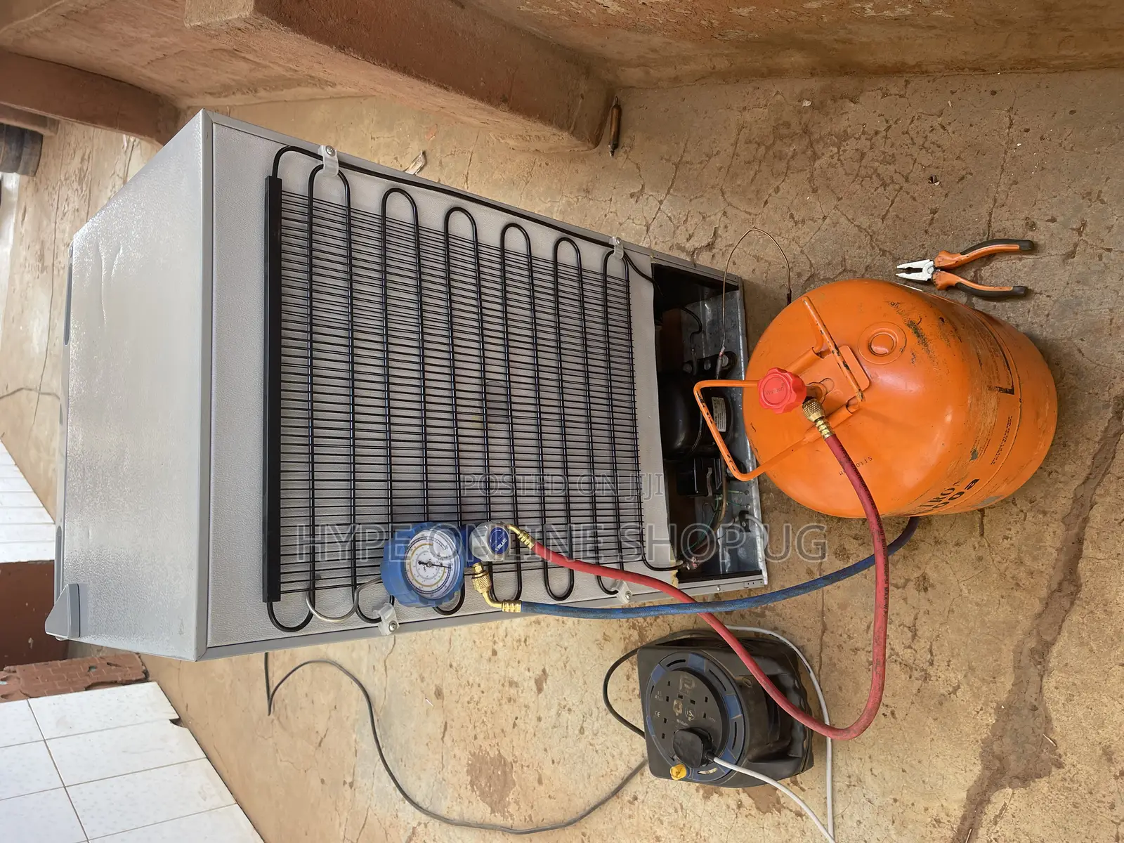 Your Trustfull Gas Refilling and Fridge Repair Service