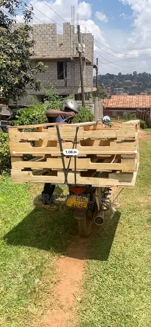 Mahogany Pallets