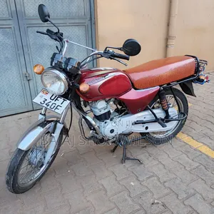 Bajaj Boxer 2024 Green