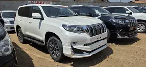 Toyota Land Cruiser Prado 2019 White