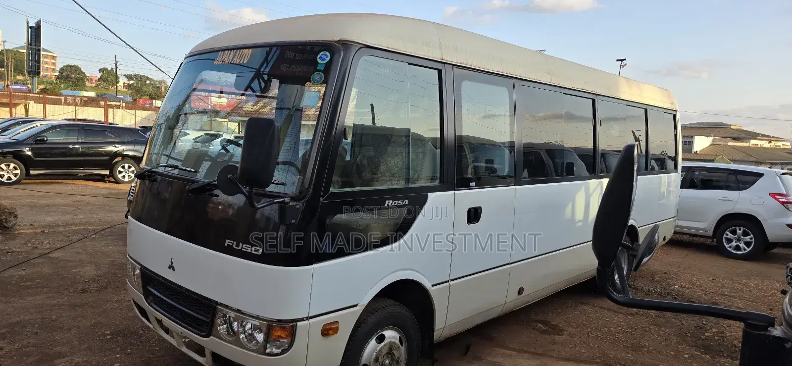 Mitsubishi Fuso Rosa 2012 Grey
