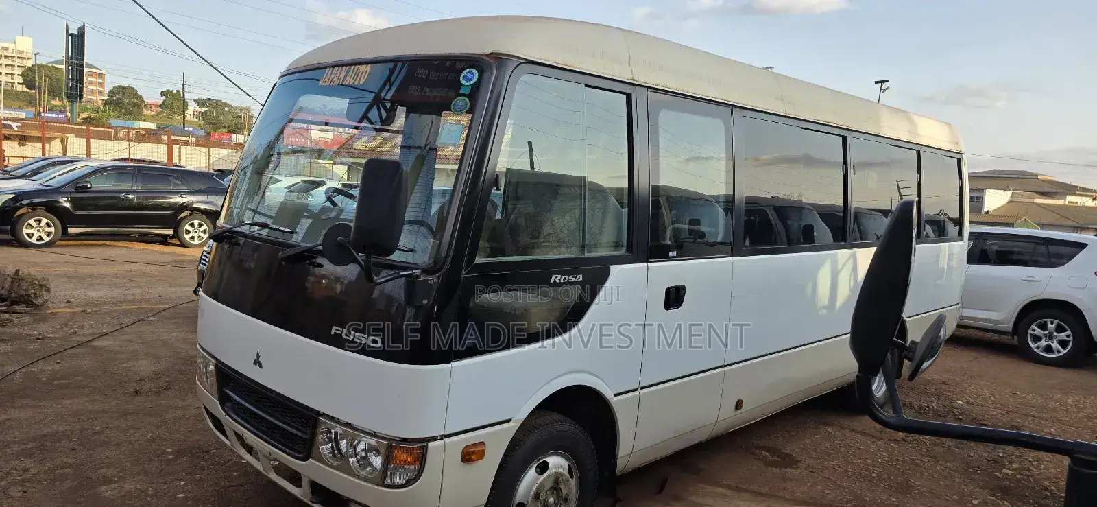 Mitsubishi Fuso Rosa 2012 Grey
