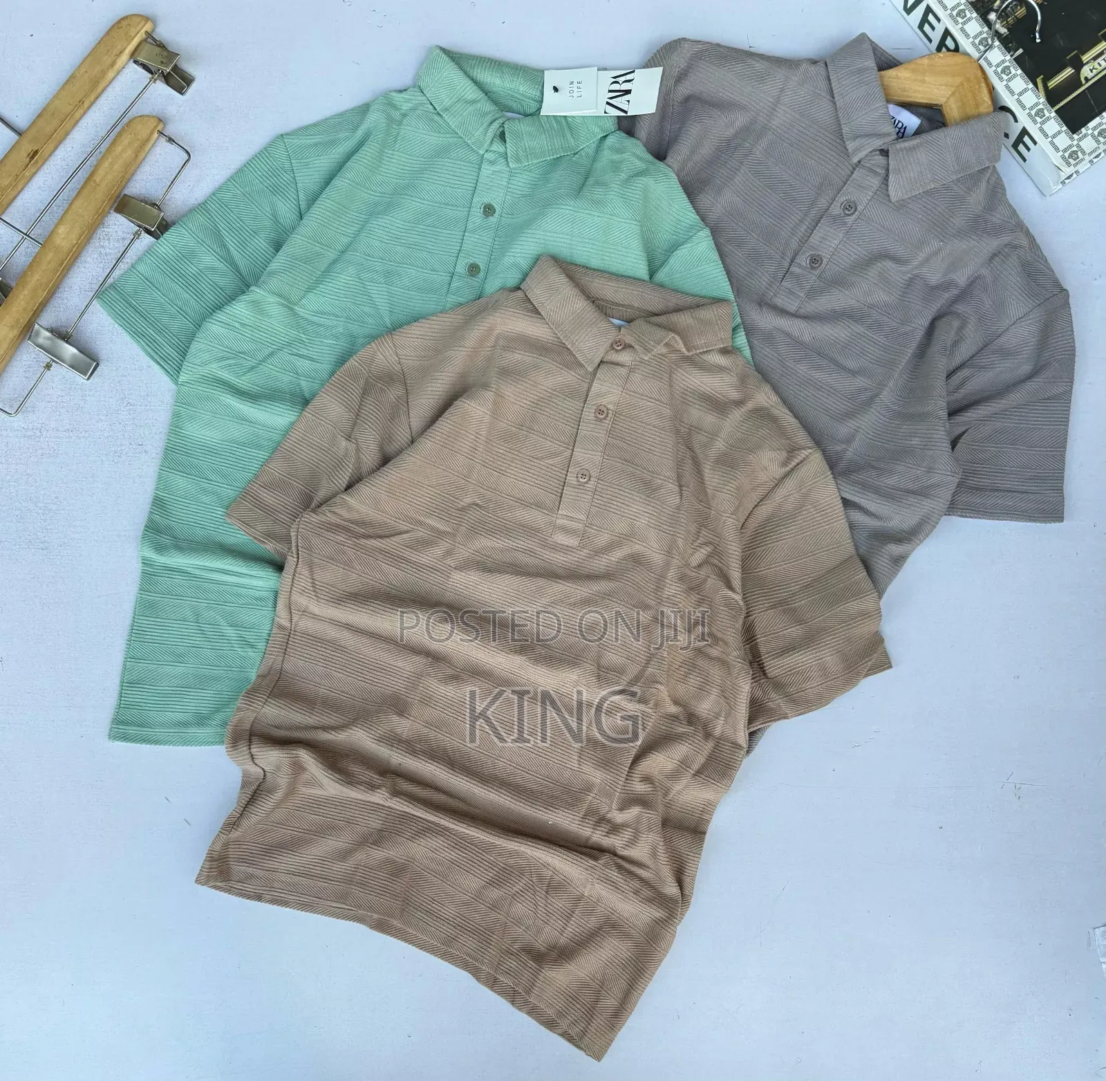 Motal Colar Neck T-Shirts