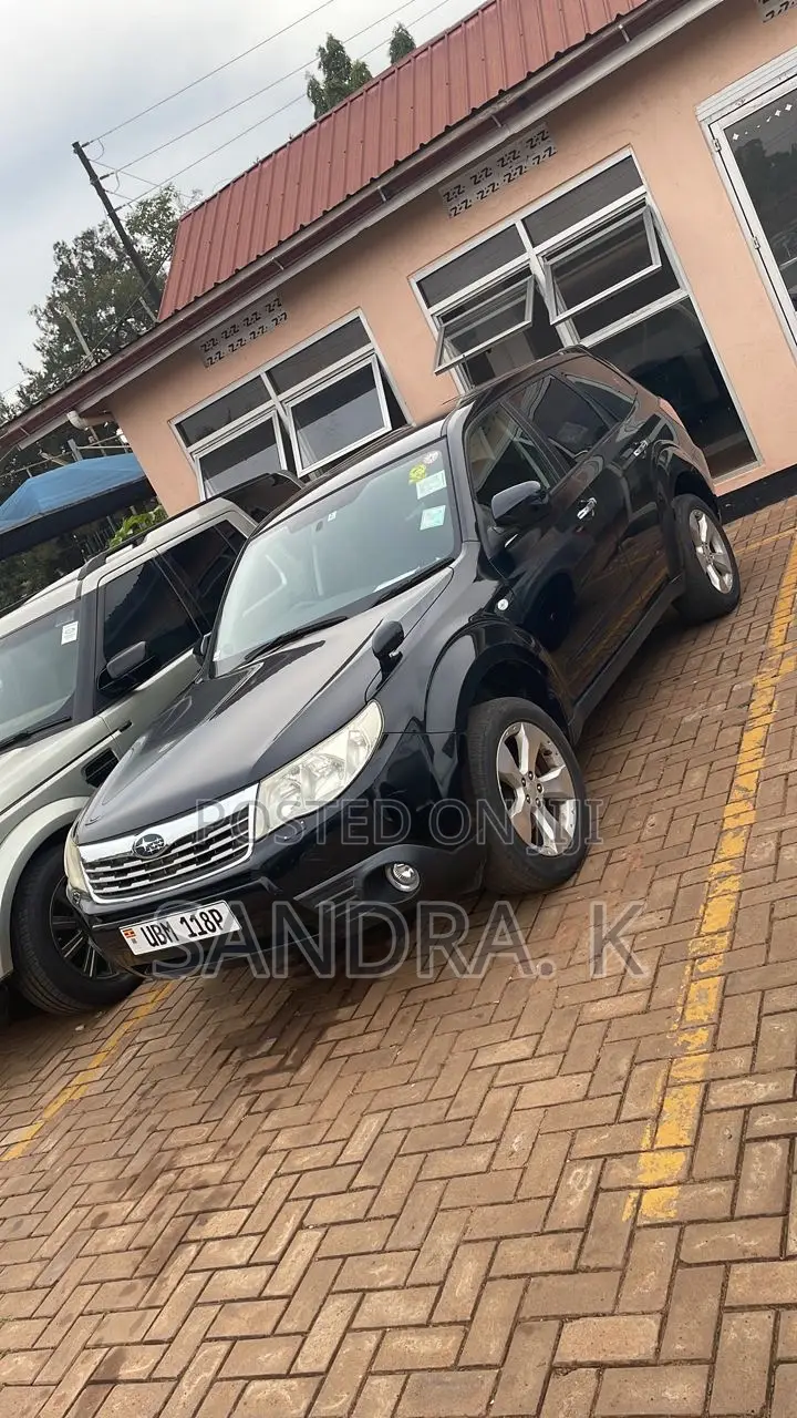 Subaru Forester 2010 Black