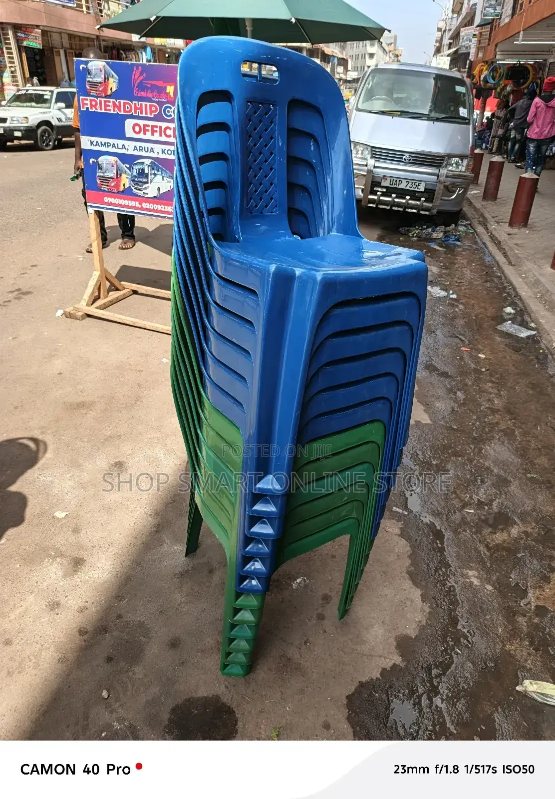 Blue*Green Plastic Chairs Plastic Chairs