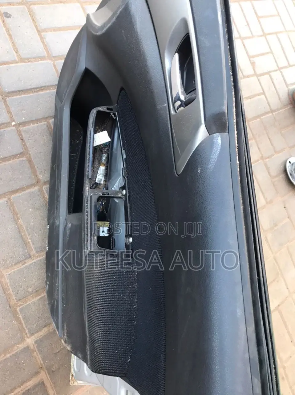 Subaru Forester Sh5 2008 Driver Door (Complete)